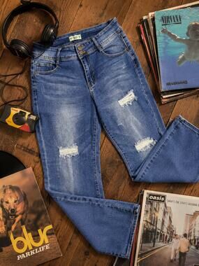 Sky Jeans Distressed Straight Leg Jeans Size 11 Medium Wash Denim